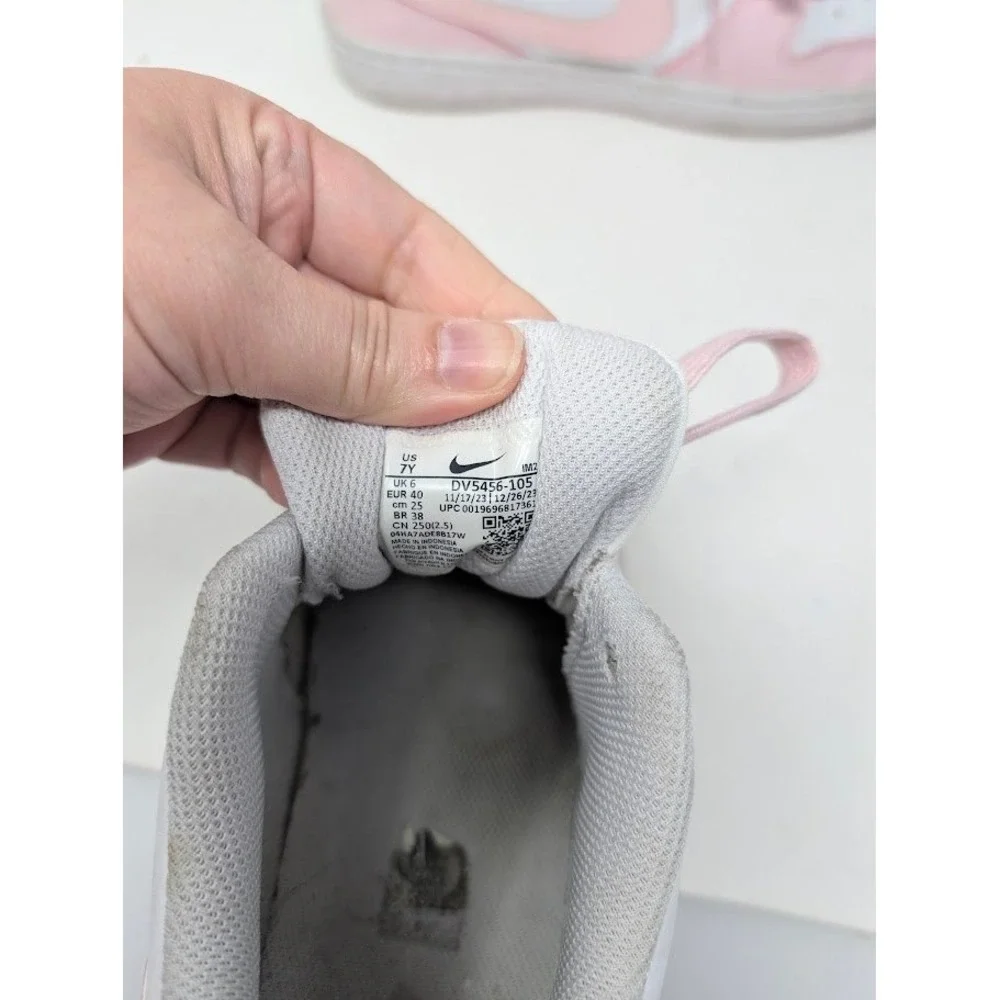 Nike Court Borough Low Sneakers pink white Youth sz 7